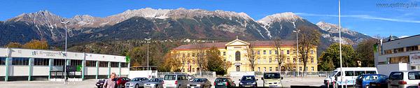 Innsbruck panoráma a parkoló